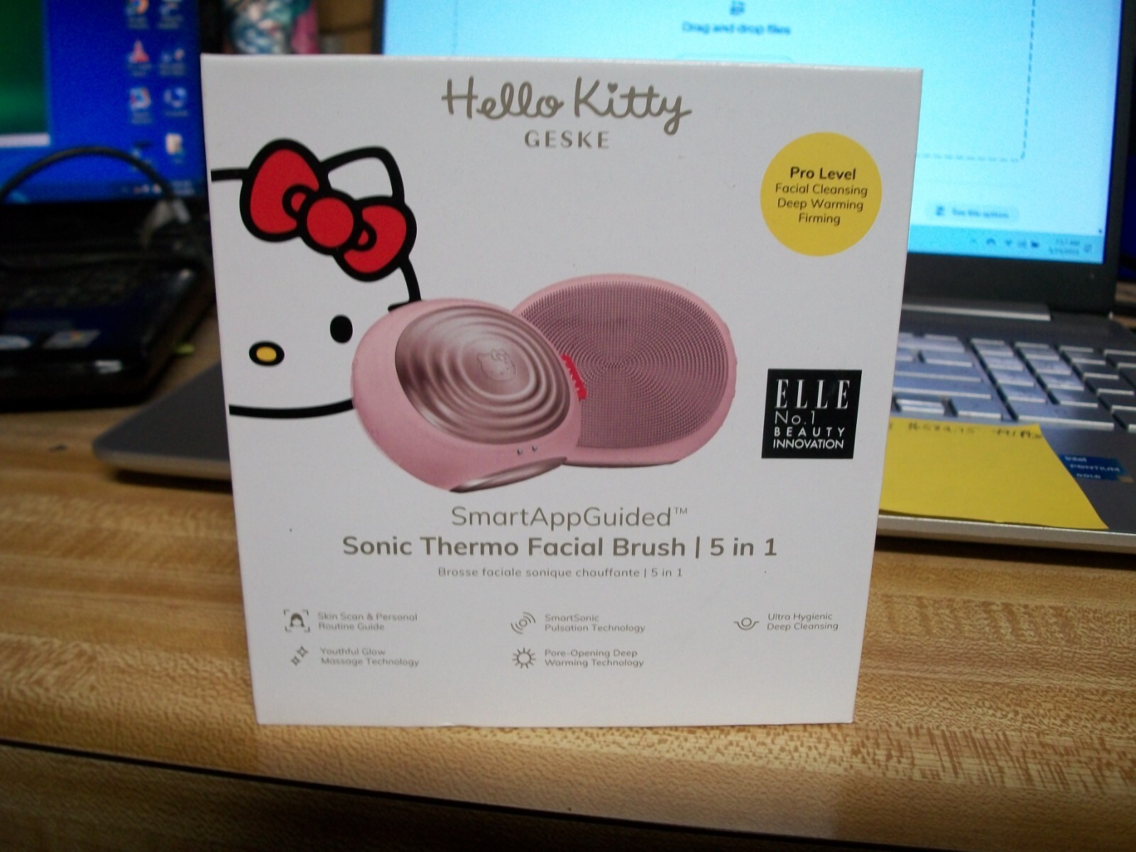 Geske Hello Kitty SmartAppGuided Sonic Thermo Facial Brush 5 in 1 (PINK)
