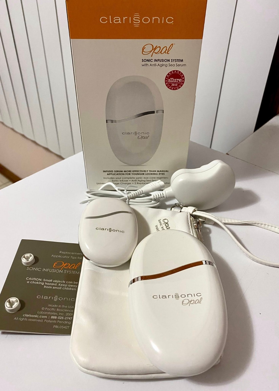 NEW w/ BOX Clarisonic Opal Sonic Skin Infusion Set Device, Charger, 2 Tips, Bag