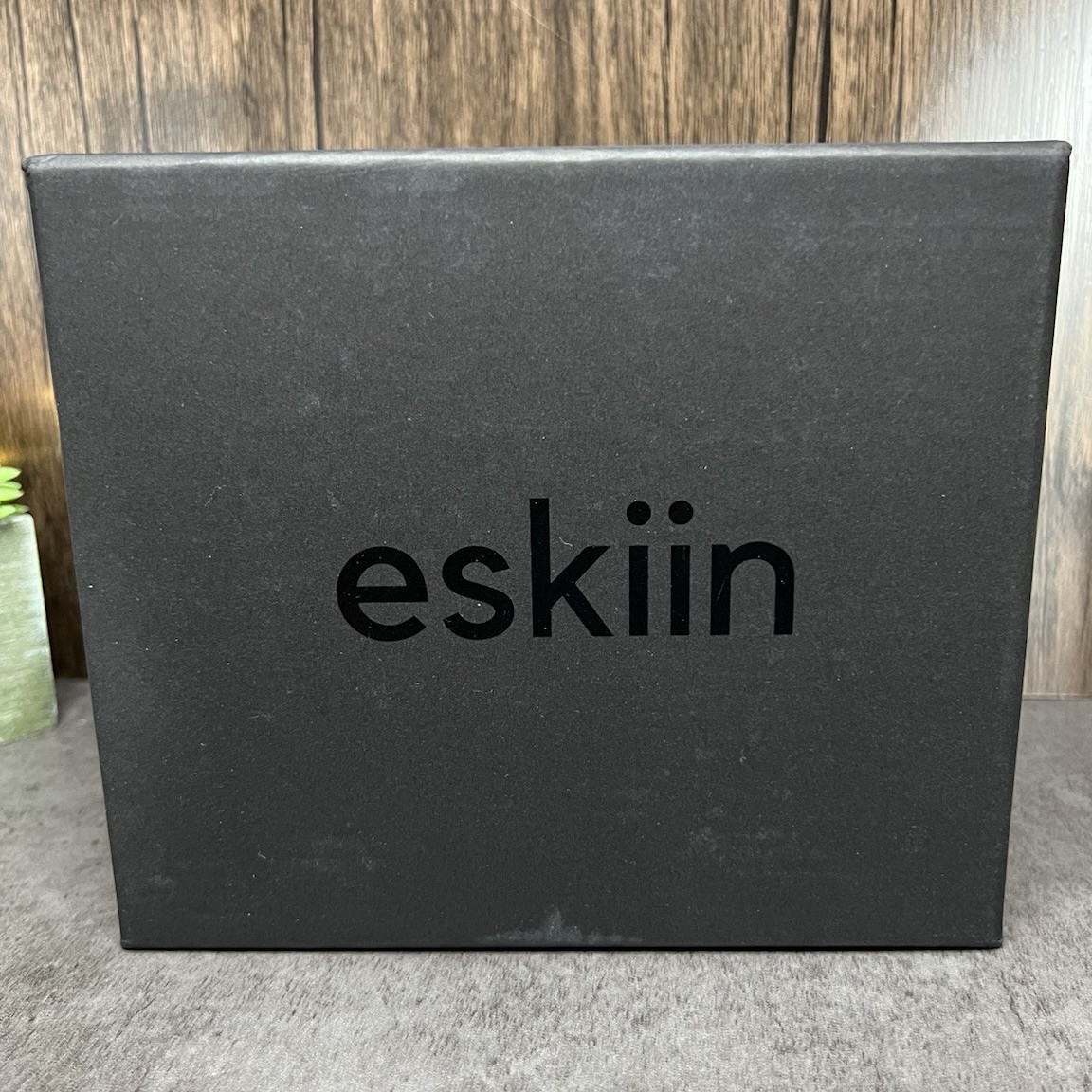 eskiin Black Filtered showerhead