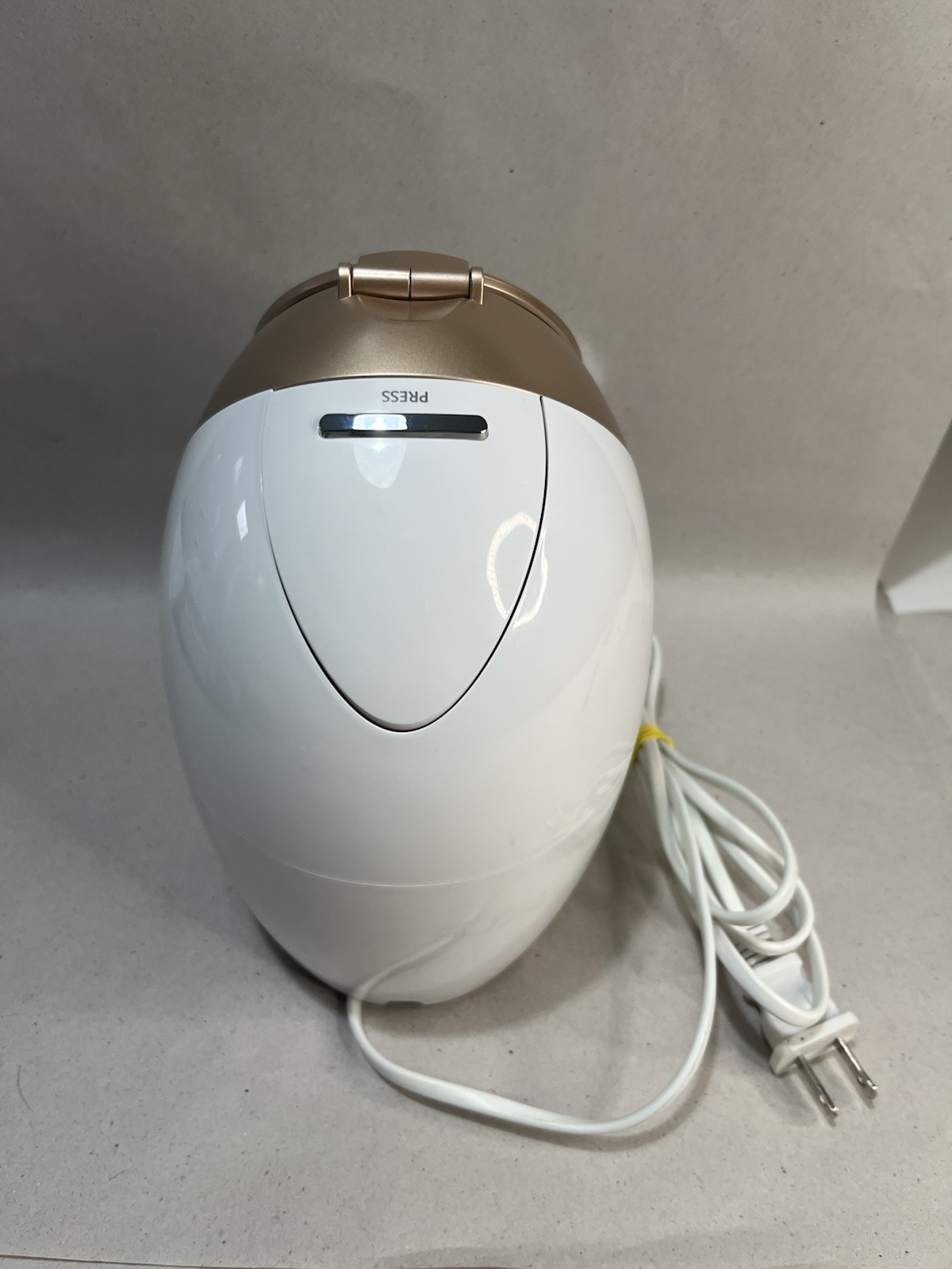 Finishing Touch Flawless Facial Steamer – Professional LED Beauty System TESTED