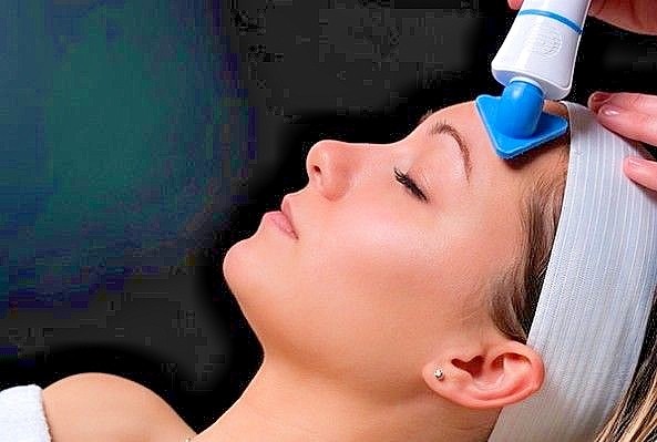Facial Silicone Antibacterial Brush Bio Therapeutic ” Bt Sonic ” Authentic