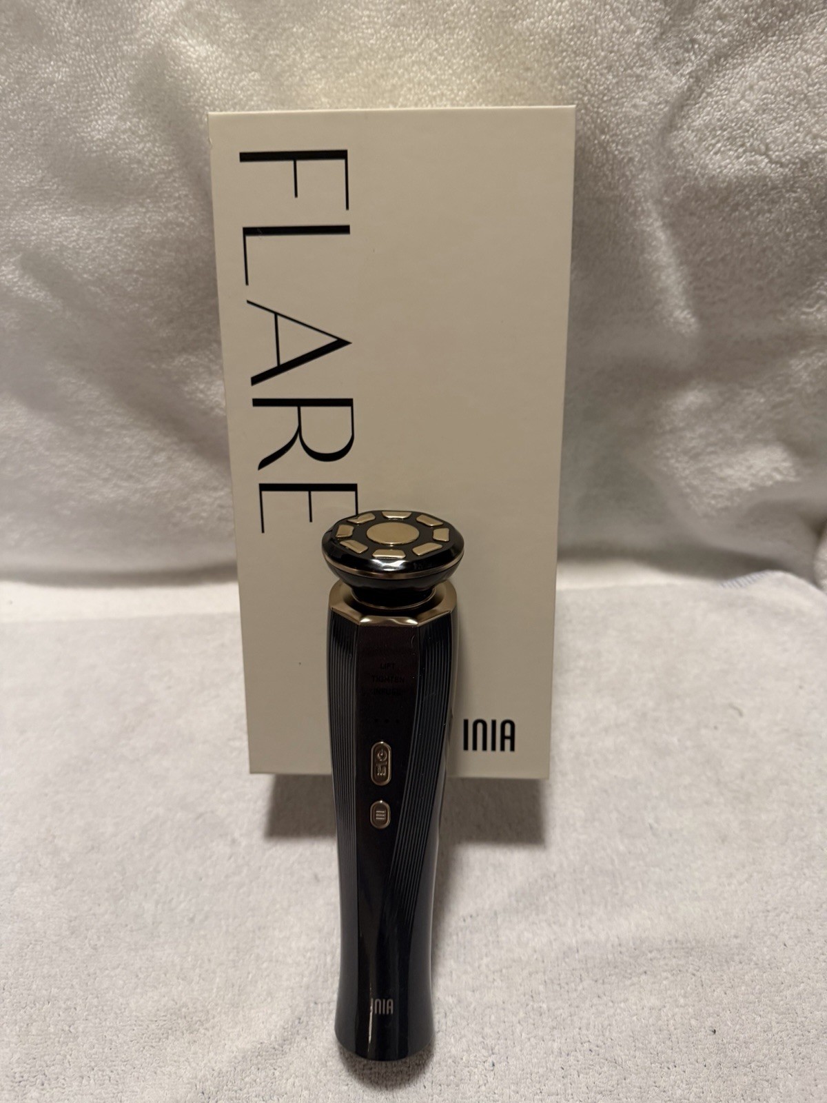 INIA Flare Facial Massager Black/Gold 3-Speed Rechargeable Wrinkle Tool w/ Box
