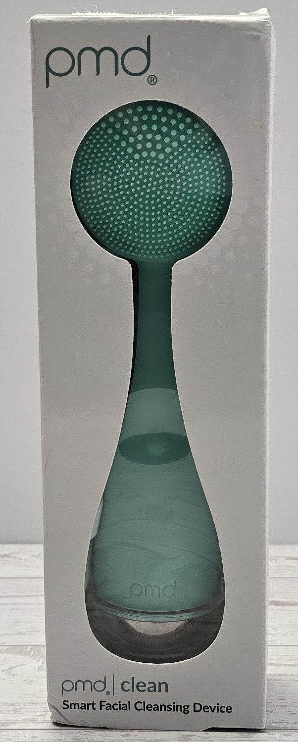 PMD Clean Smart Facial Cleansing Device Teal Silicone Face Brush New B15