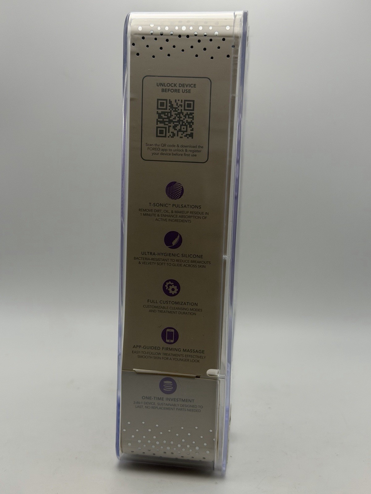 FOREO LUNA 4 Facial Cleansing & Firming Massage for Sensitive Skin
