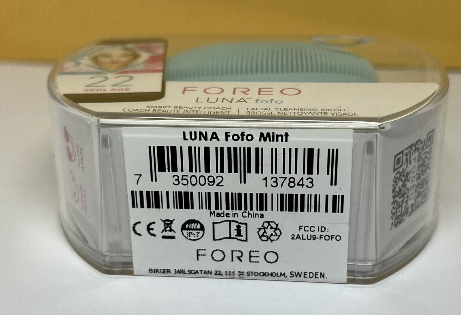 FOREO LUNA Fofo Smart Facial Cleansing and Firming Massage Brush. NEW SEALED