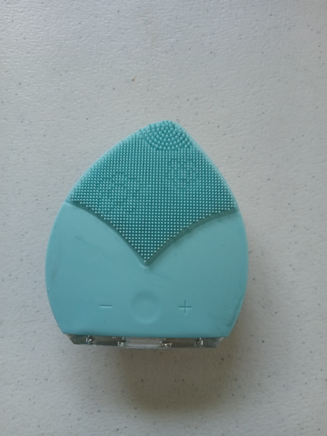 MINTSONIC facial Deep Cleansing and Massage Brush