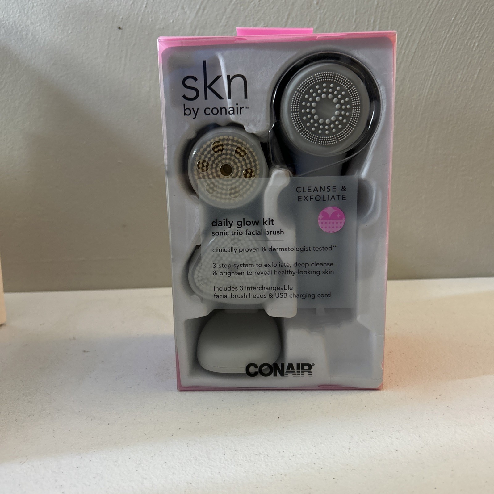 Daily Glow Kit By Contain Sonic Trio Facial Brush