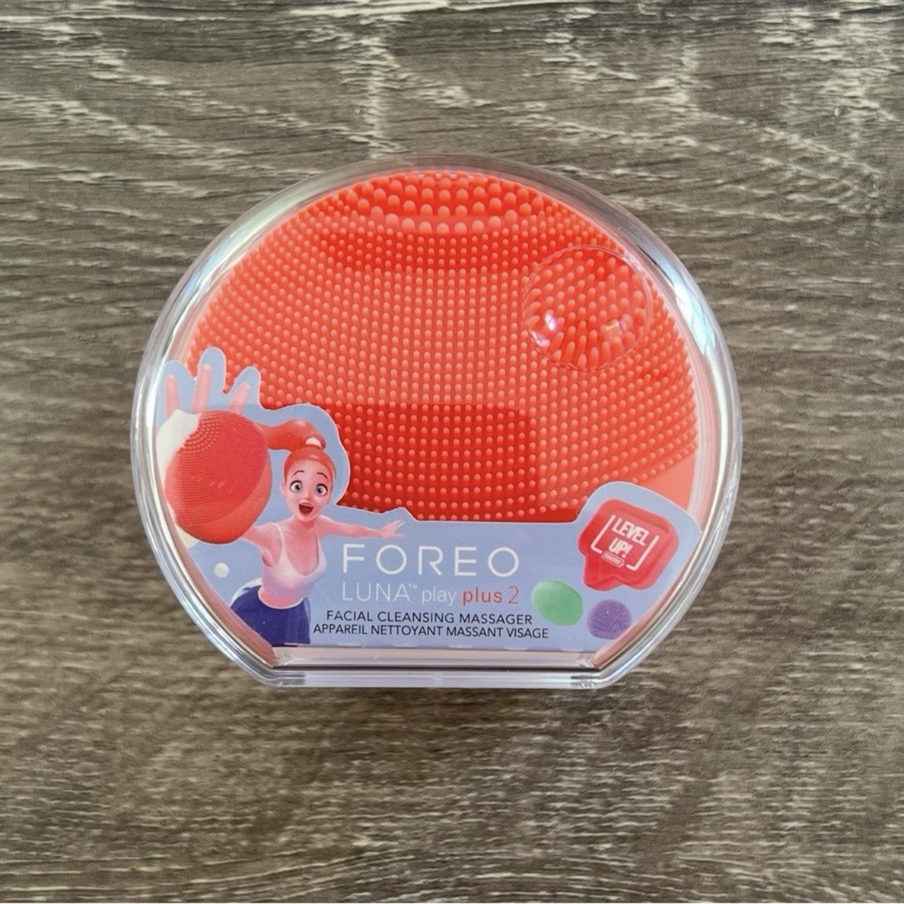 New Foreo Sweden Luna™ Play Plus 2 Peach of Cake Facial Cleansing Massager