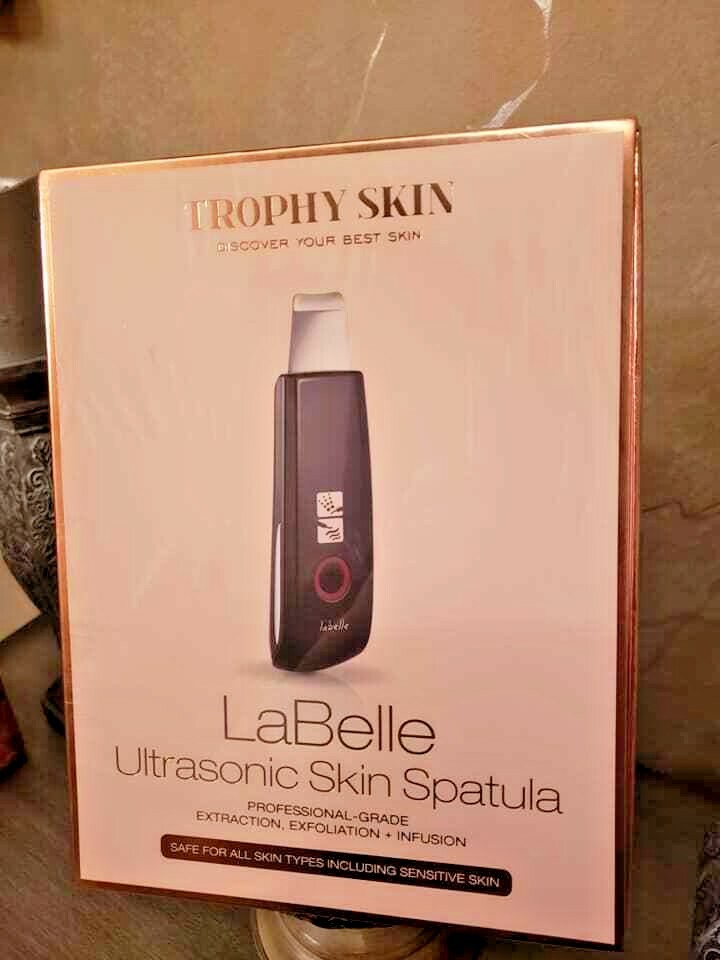 Labelle by Trophy Skin Ultrasonic Skin Spatula NIB!