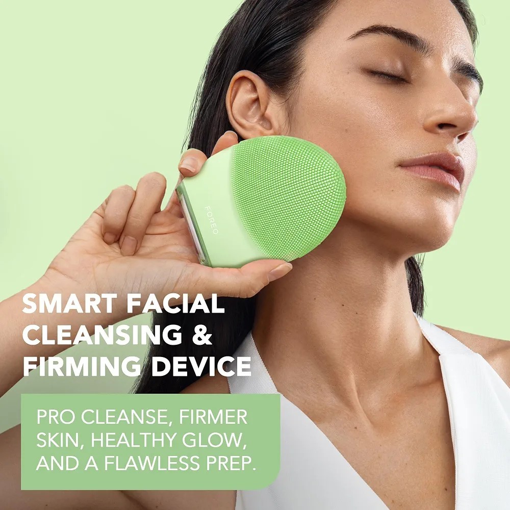 FOREO LUNA 4 Face Cleansing Brush Firming Face Massager Combination Skin