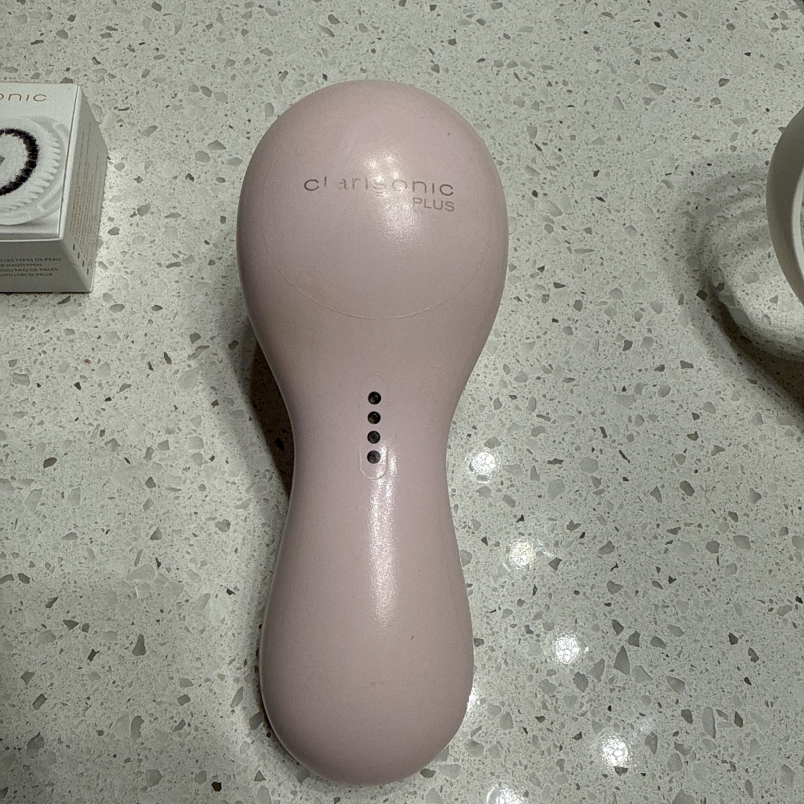 Clarisonic Plus Pink With Charging Cradle, Extension Handle, 2 New Brush Heads