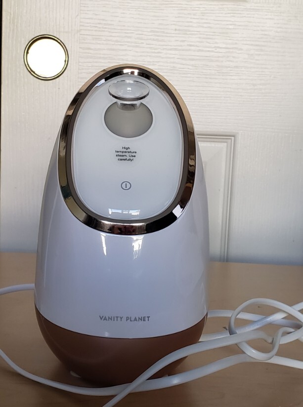 Vanity Planet Facial Steamer VNT06112 with 3 steamer pods