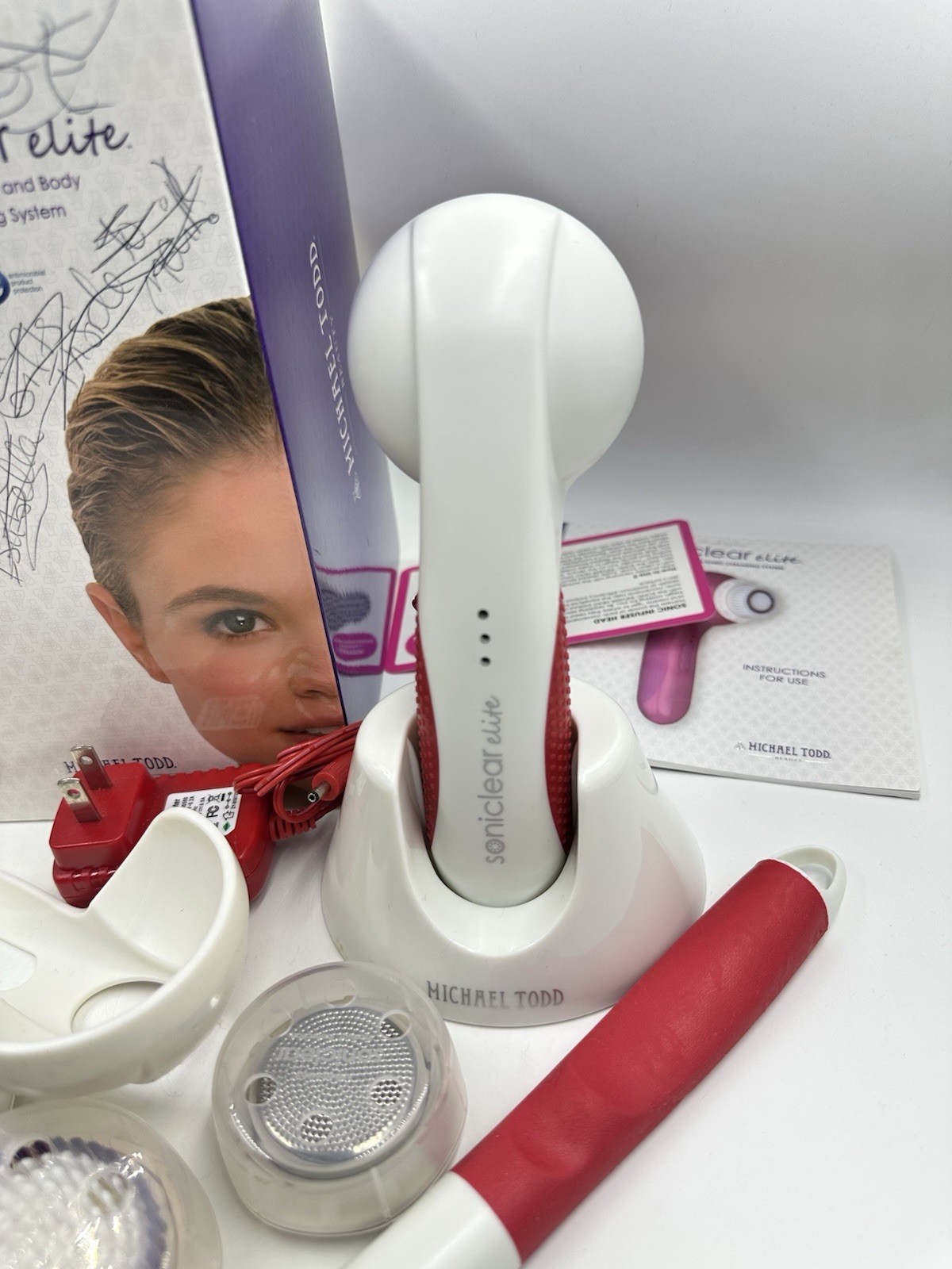Michael Todd Soniclear Elite Sonic Face & Body Cleansing System (New Brushes)