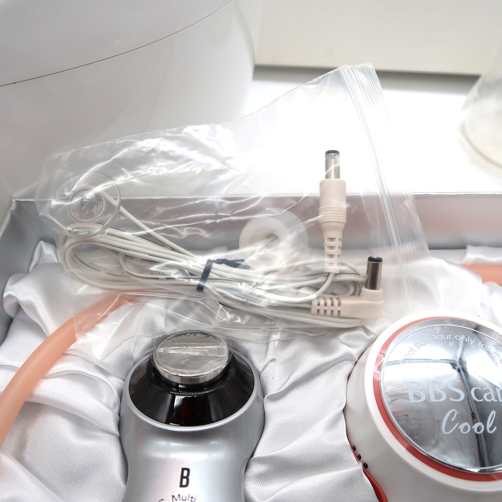 BBS Care Luxury Facial Care Device 4 in 1 steam ultrasonic vacuum cool lifting