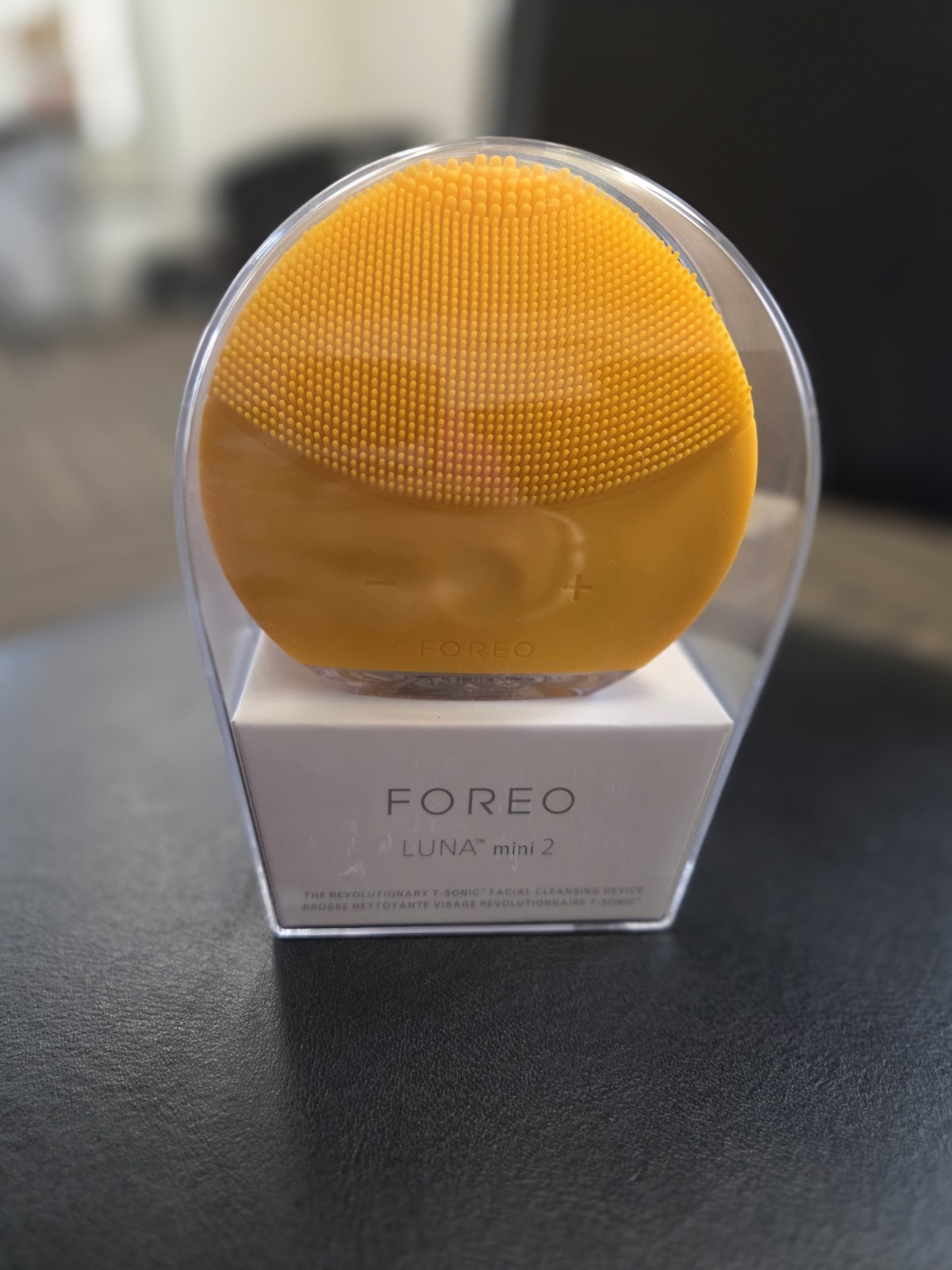 FOREO LUNA mini 2 Sunflower Yellow Facial Cleansing Massager Waterproof Silicone
