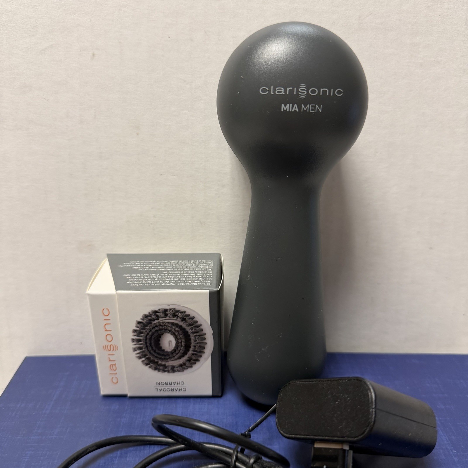 Clarisonic Mia Men Sonic Cleansing Face Brush WCharcoal Infused Replacement Head