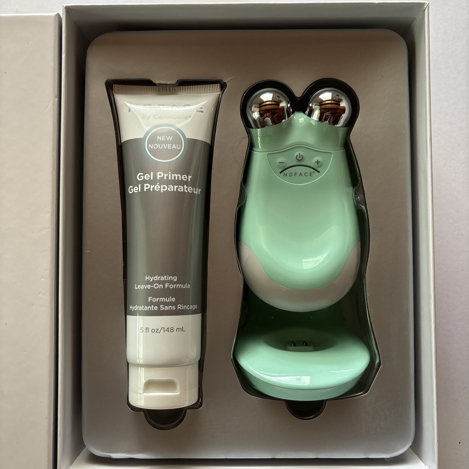 NuFACE Trinity Facial Toning Device w/5oz Gel Primer New Open Box
