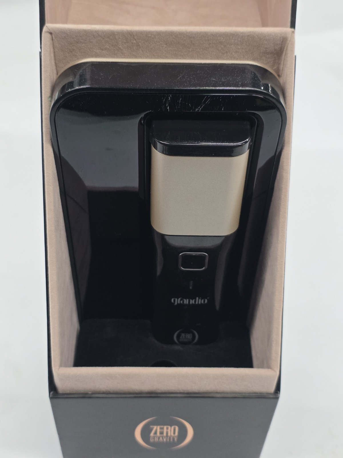 GRANDIO Zero Gravity Hair Loss Scalp Thinning Baldness Self Treatment Device