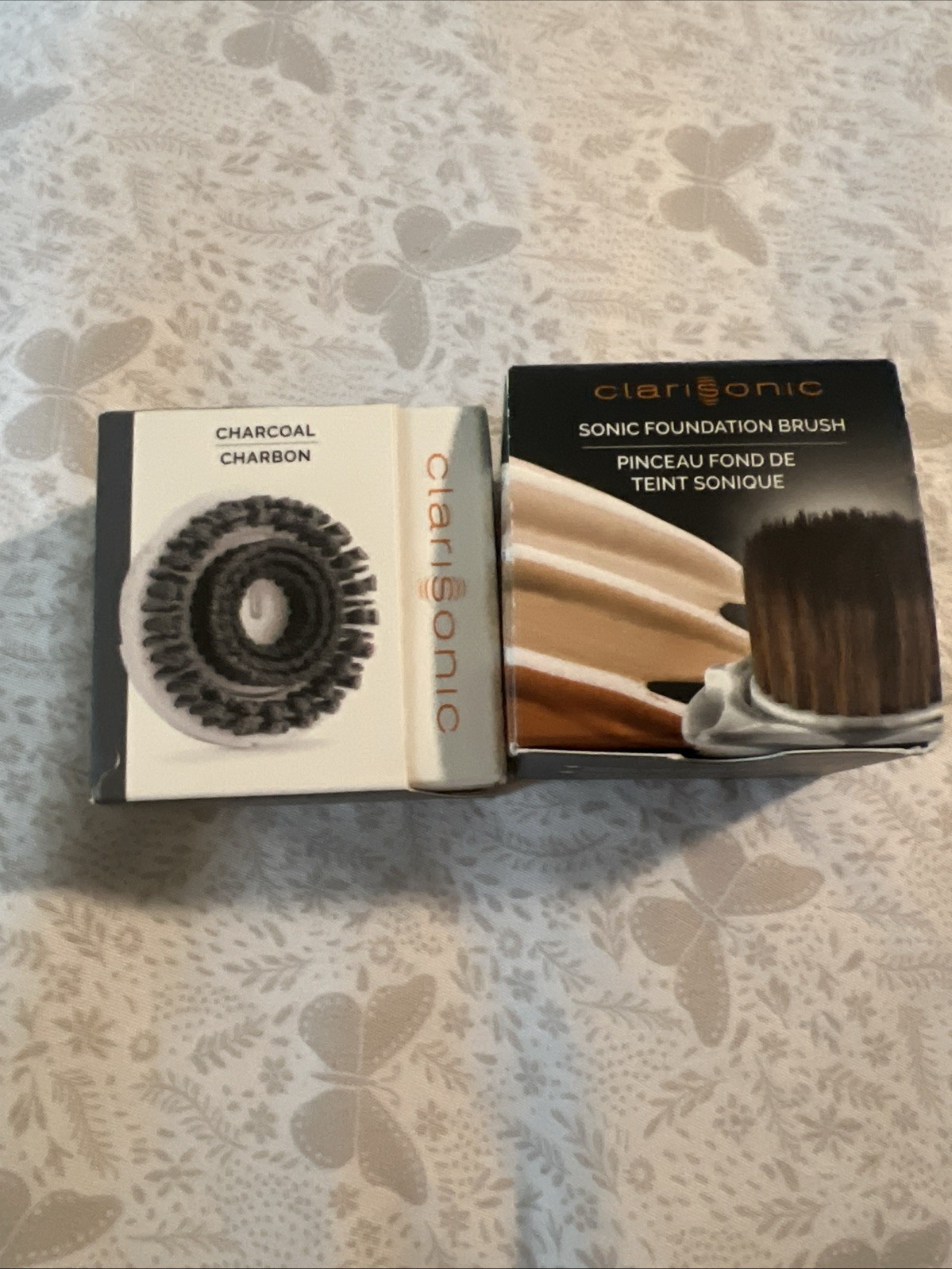 Lot 2: Clarisonic Charcoal Infused Cleansing Brush & Free Sonic Foundation Brush