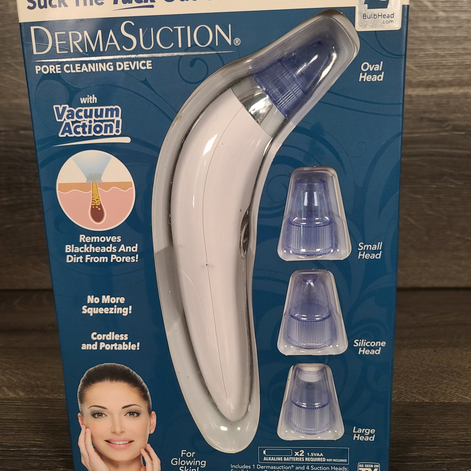 New Open Box DermaSuction Pore Cleaning Device With Vacuum Action