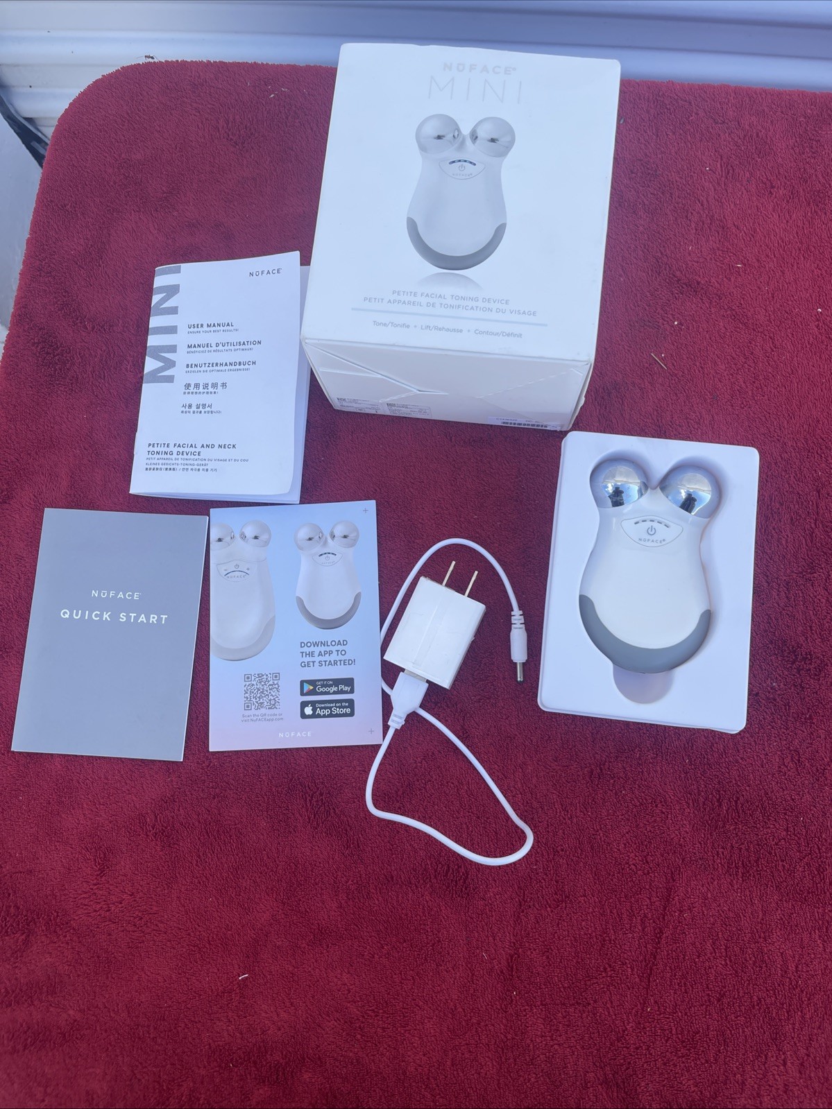 NuFACE MINI Facial Toning Device White Tone Lift Contour