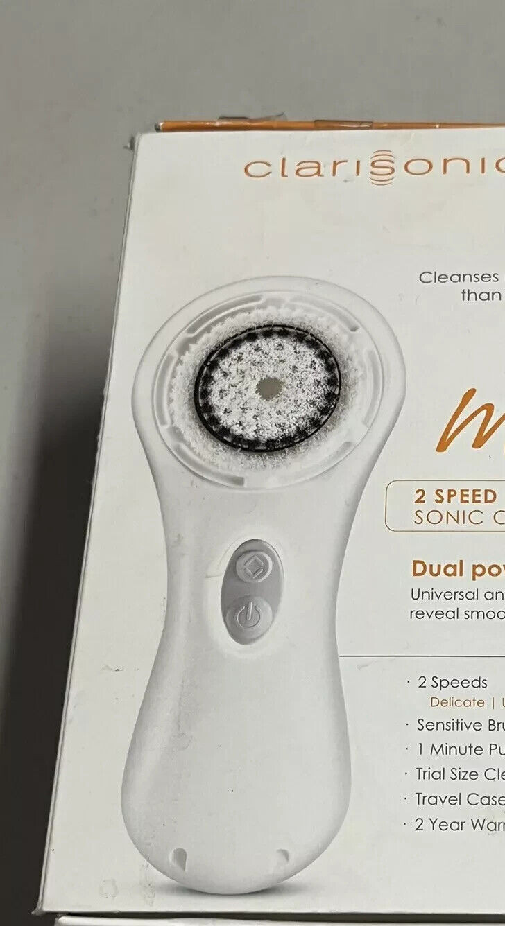 Clarisonic MIA 2 Sonic Facial Brush w/ Charger & Travel Case White