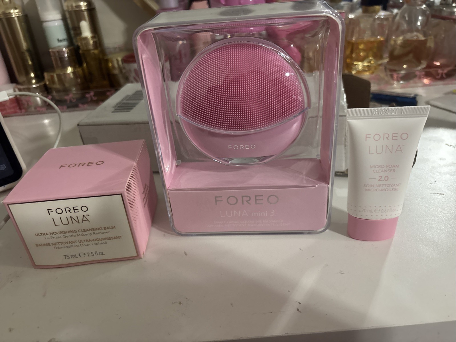 FOREO Luna Mini 3pink Smart Facial Cleansing Massager With Cleansing Balm & Wash