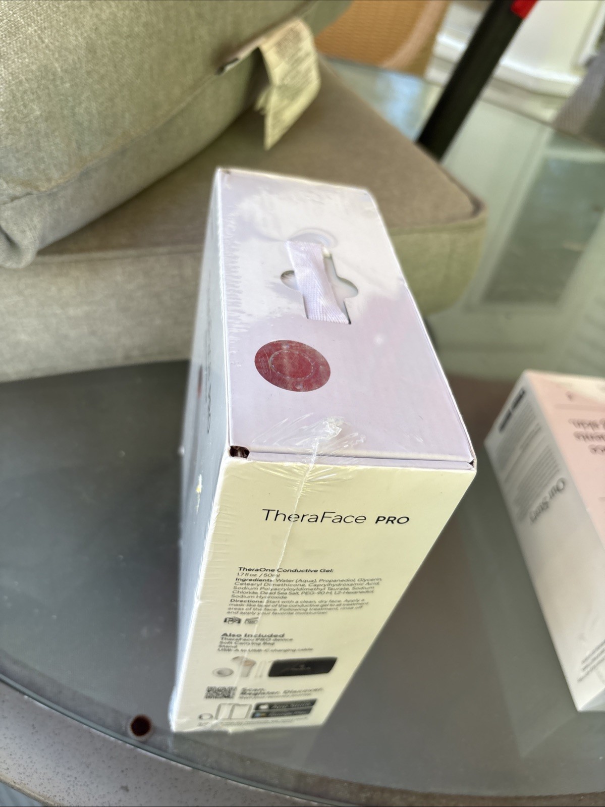 Therabody – TheraFace PRO – Multi-Use Facial Health Device White – SEALED