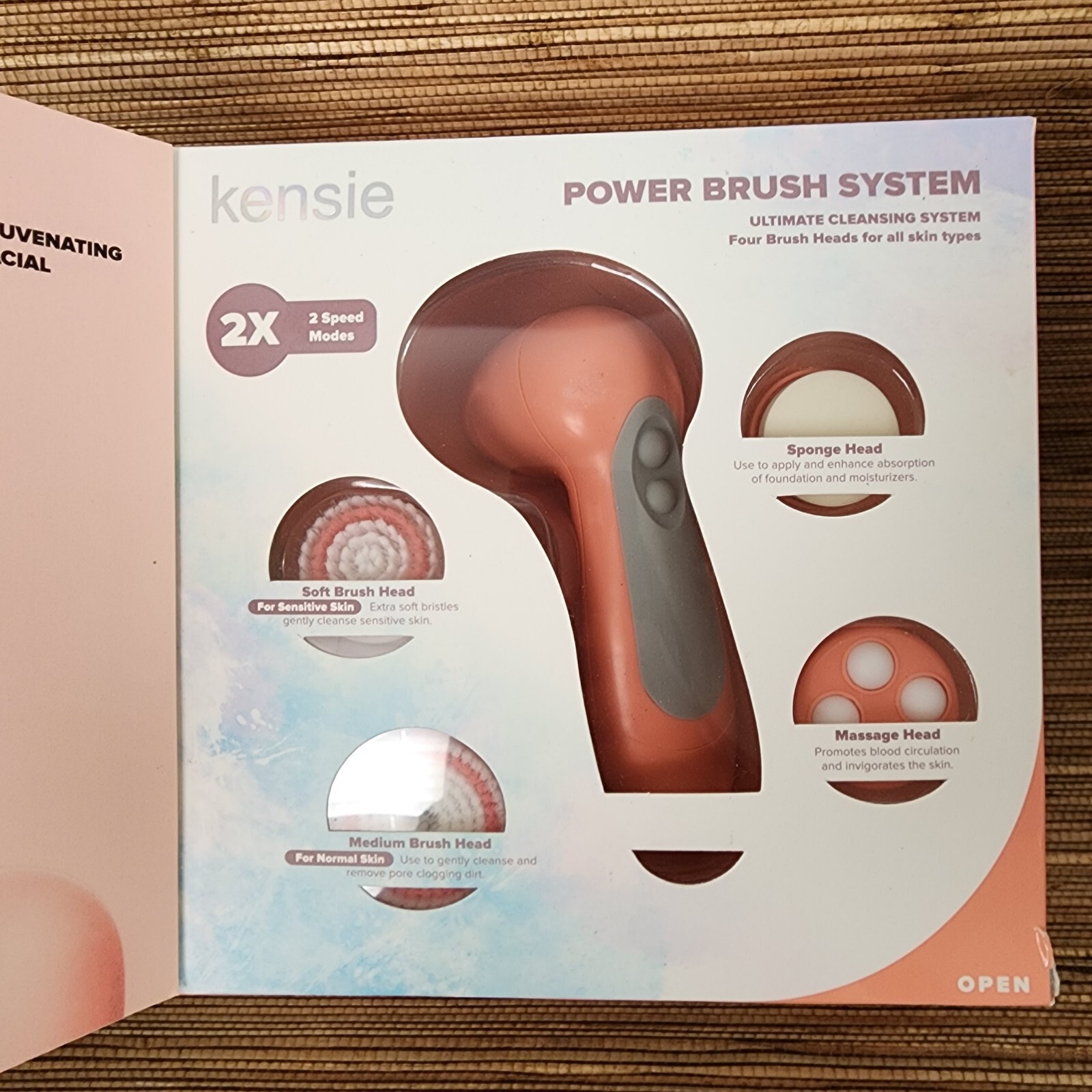 Kensie Beauty – Power Brush Set in CORAL MSRP $49.99 Brand New in Box