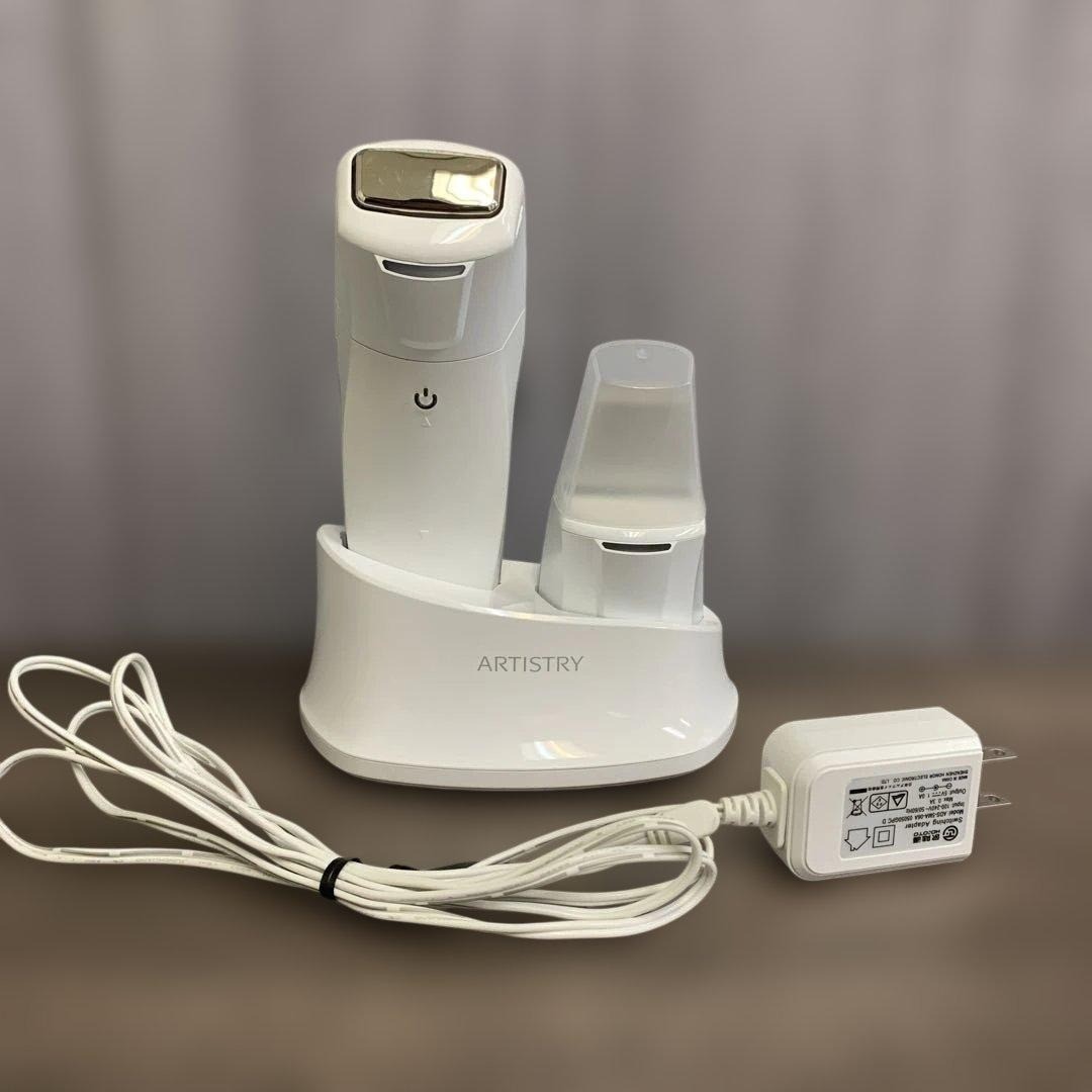 Amway Artistry Home Esthetician Facial Care Device White