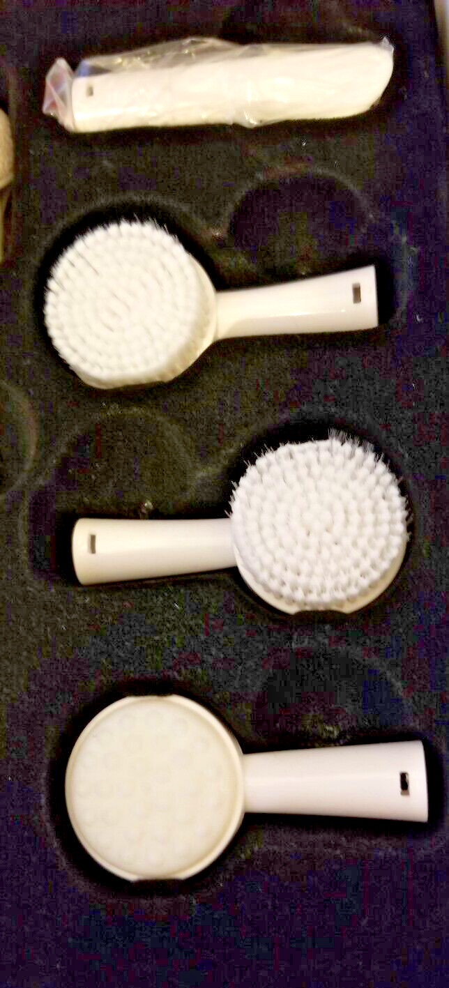eScala Sonic Beauty System With 5 Interchangeable Heads – BRAND NEW – $119.00