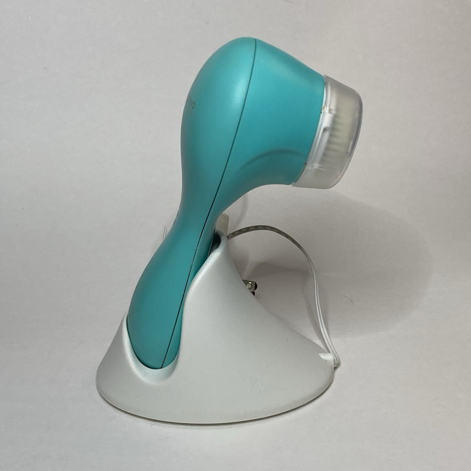 Clarisonic PLUS Sonic Skin Cleansing Face & Body Blue w Charging Cradle Charger