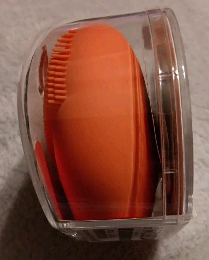 Foreo Sweden Luna™ Play Plus 2 Peach of Cake Facial Cleansing Massager NewSealed