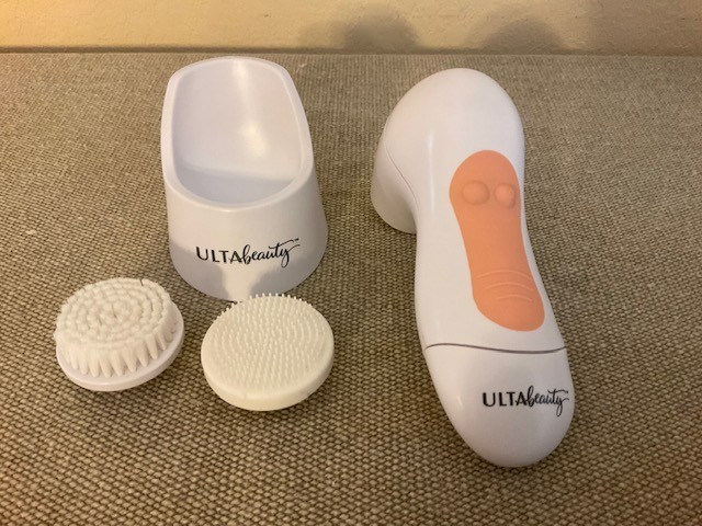 Ulta Beauty Rotating Facial Cleansing Brush Silicone Bristles – No Box