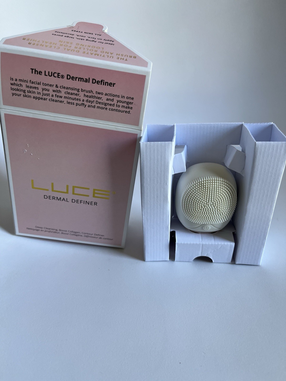 New LUCE Dermal Definer Dual Action Facial Cleansing Brush + Anti-Aging Roller