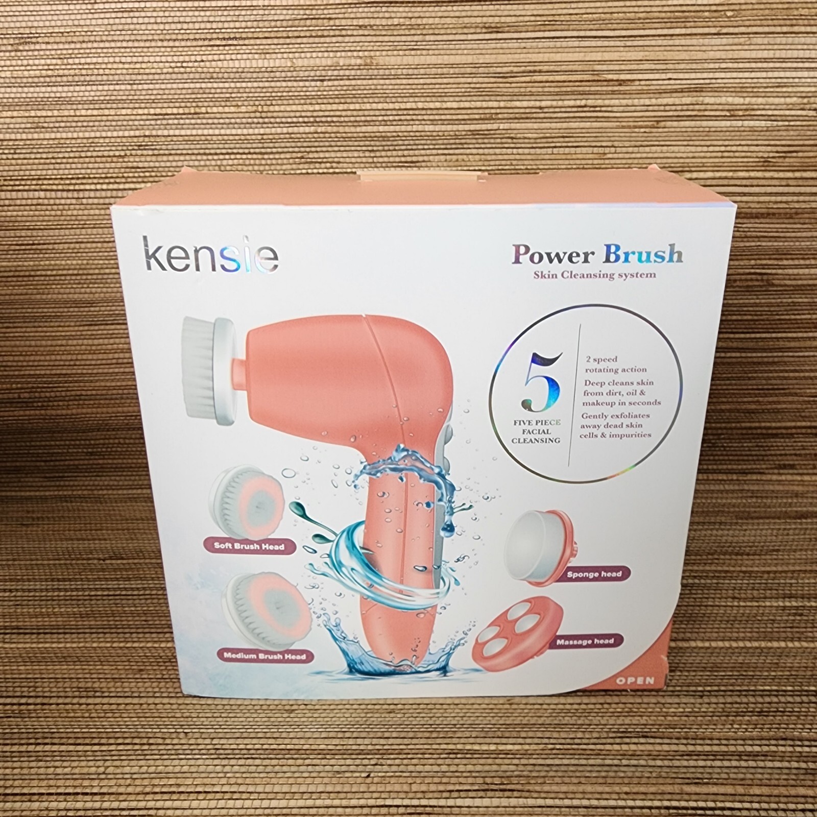 Kensie Beauty – Power Brush Set in CORAL MSRP $49.99 Brand New in Box