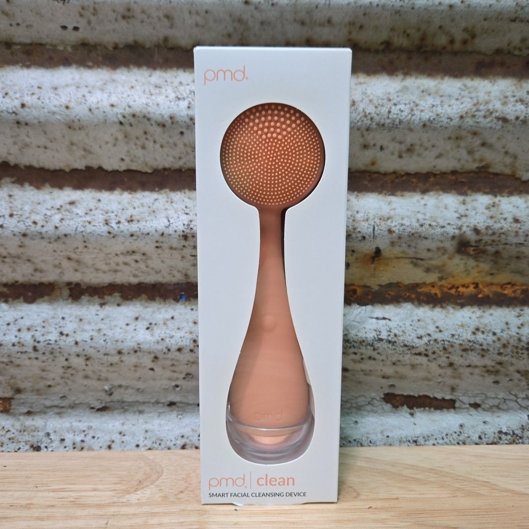 PMD Clean Smart Facial Cleansing Device – Warmth New In Box
