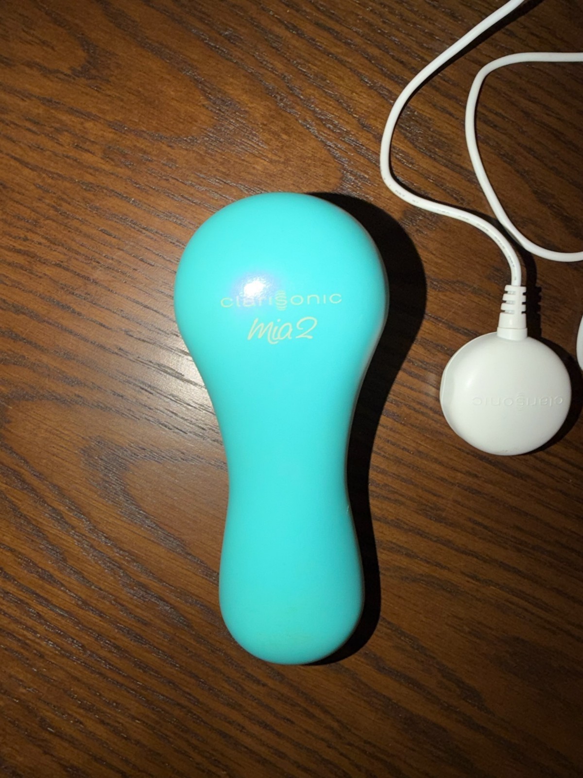 Clarisonic Mia 2 Facial Cleansing Brush w/ Charger Dock