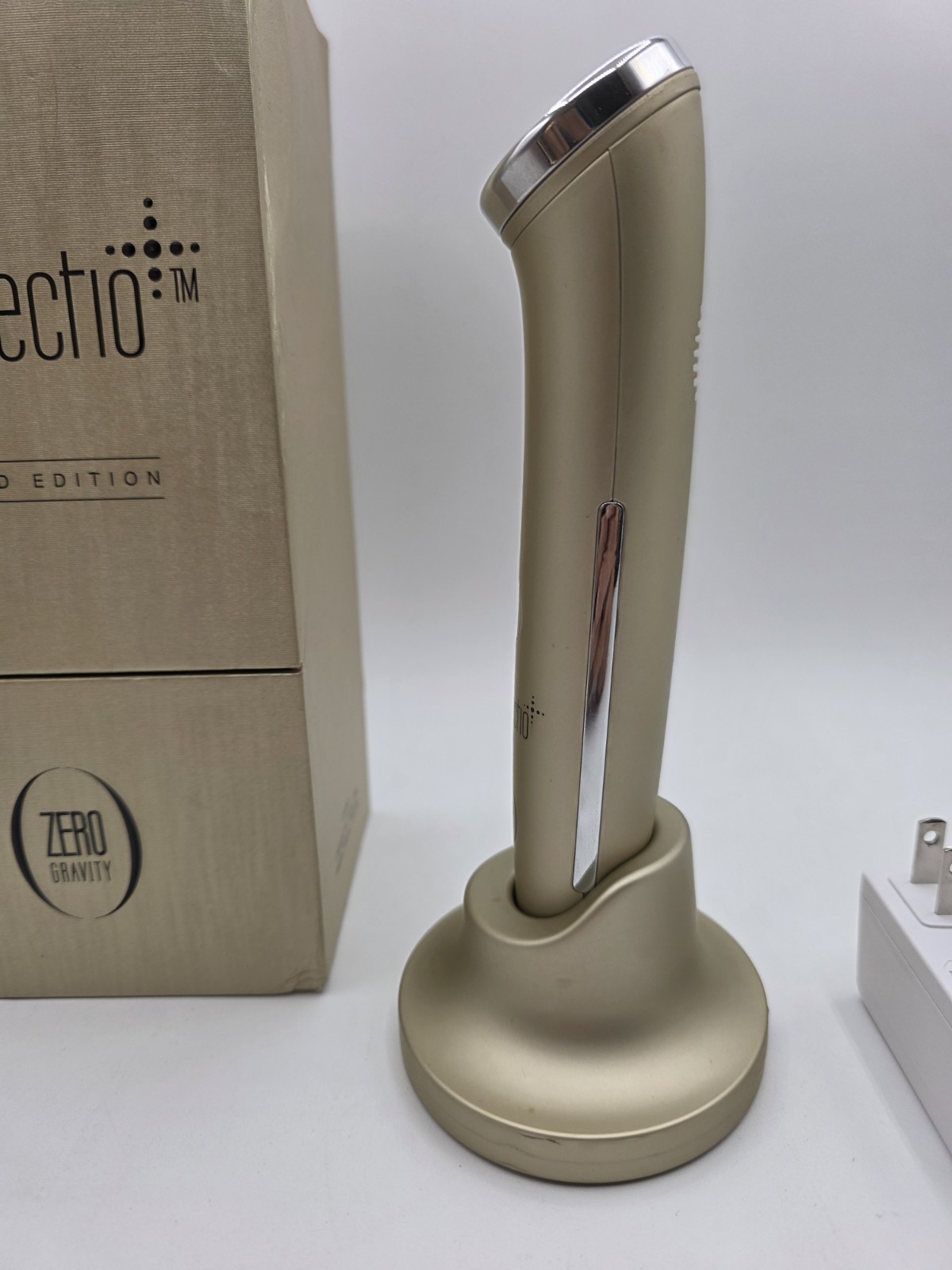 Perfectio Plus Gold Edition by Zero Gravity: Anti-Aging Skincare Light Therapy