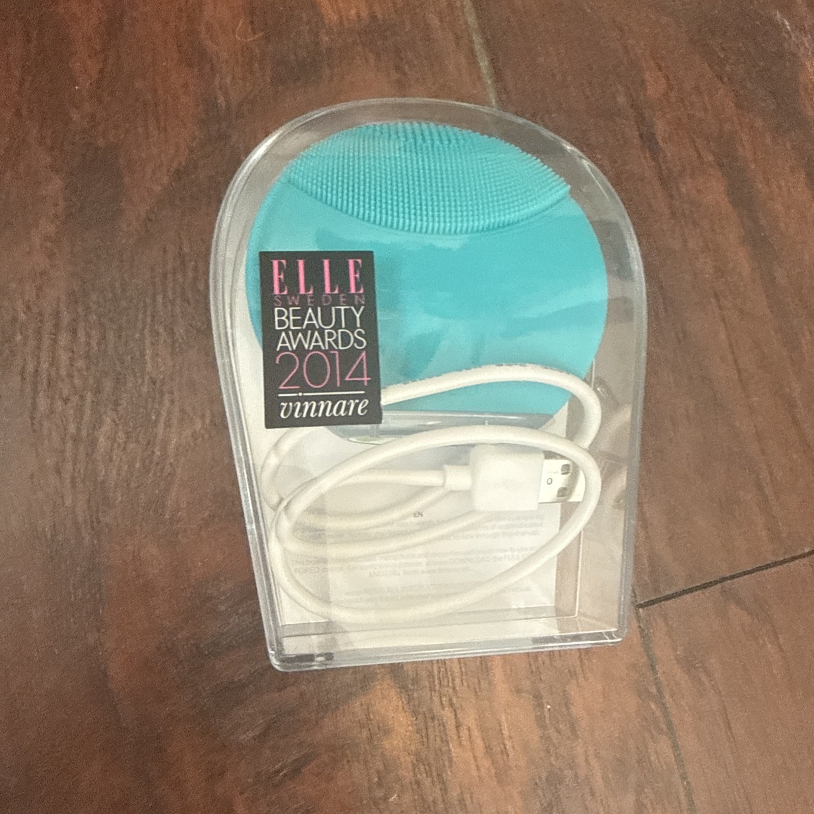 Foreo LUNA 3 – NEW! In Box – 2 In 1 Cleanse & Firm With T Sonic Pulsations Blue