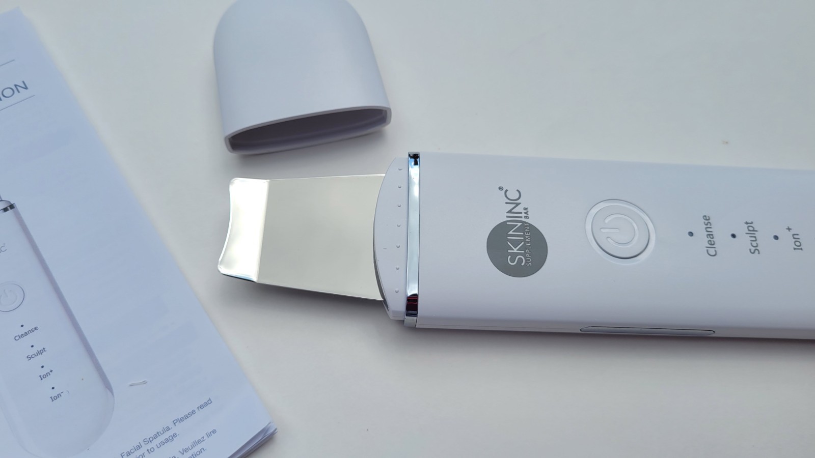 Skininc Deepcare Flash Facial Spatula Ultrasonic Pore & Skin Care Extractor