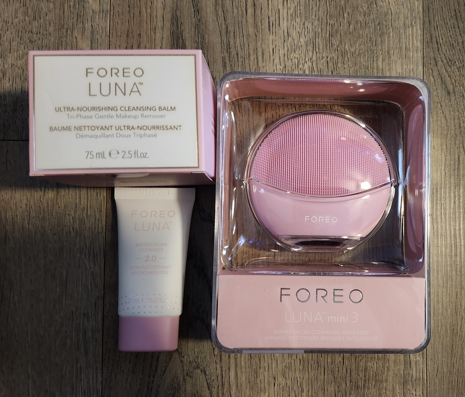 Foreo LUNA Mini 3 Skincare Bundle | Cleansing Brush, Foam & Balm | New & Sealed
