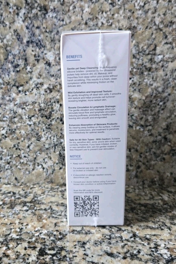 Dermalactives PureSkin Cleansing Brush New In Sealed Box. Free Shipping