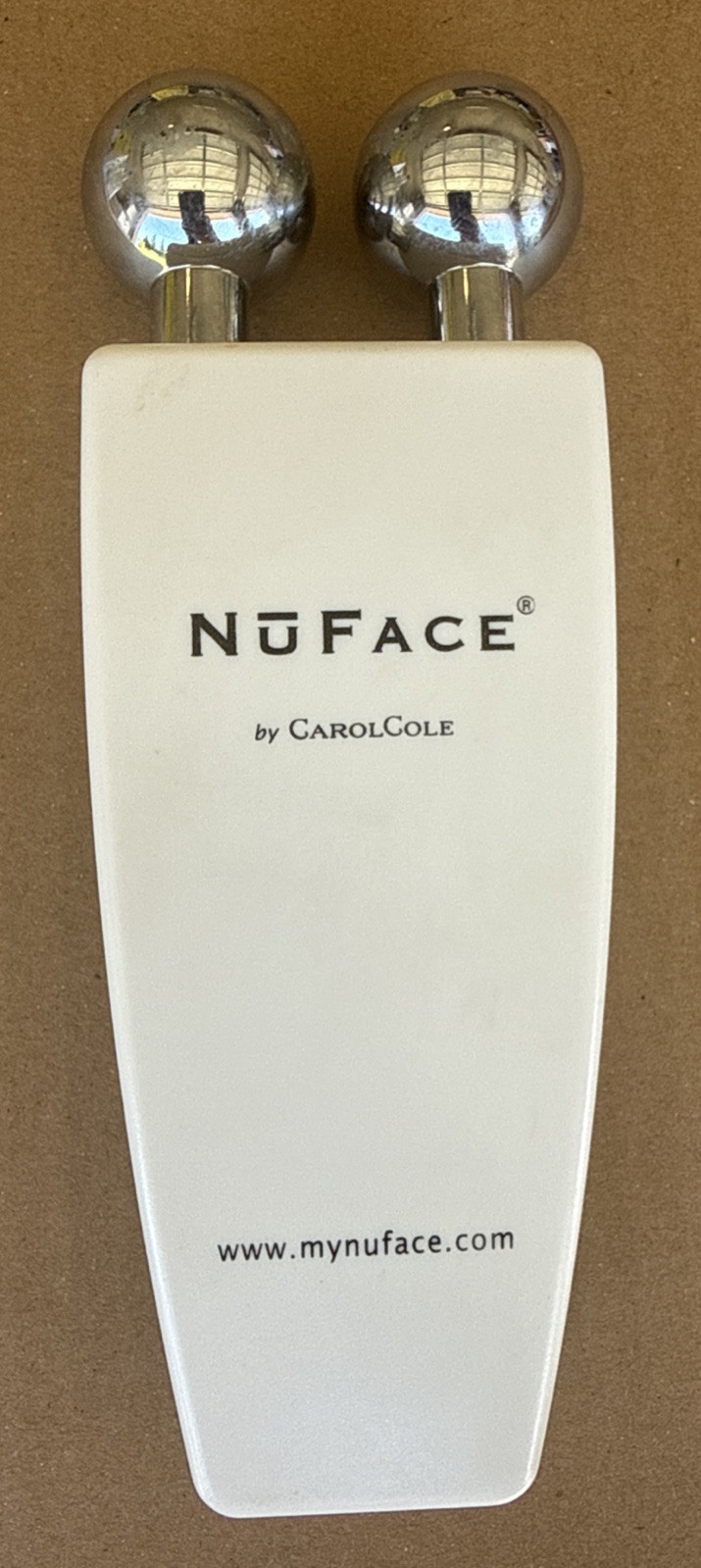 NuFace Microcurrent Facial Toning Device Face Lift Anti Aging Skincare Read