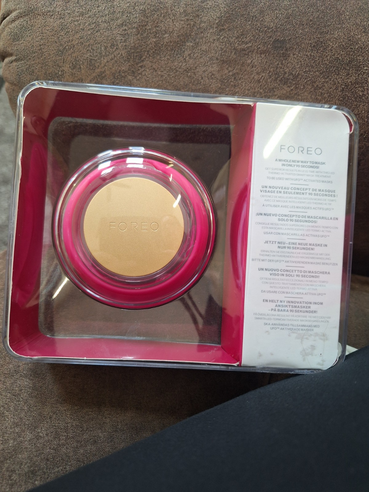 FOREO Mini LED With 7 Activated Masks!