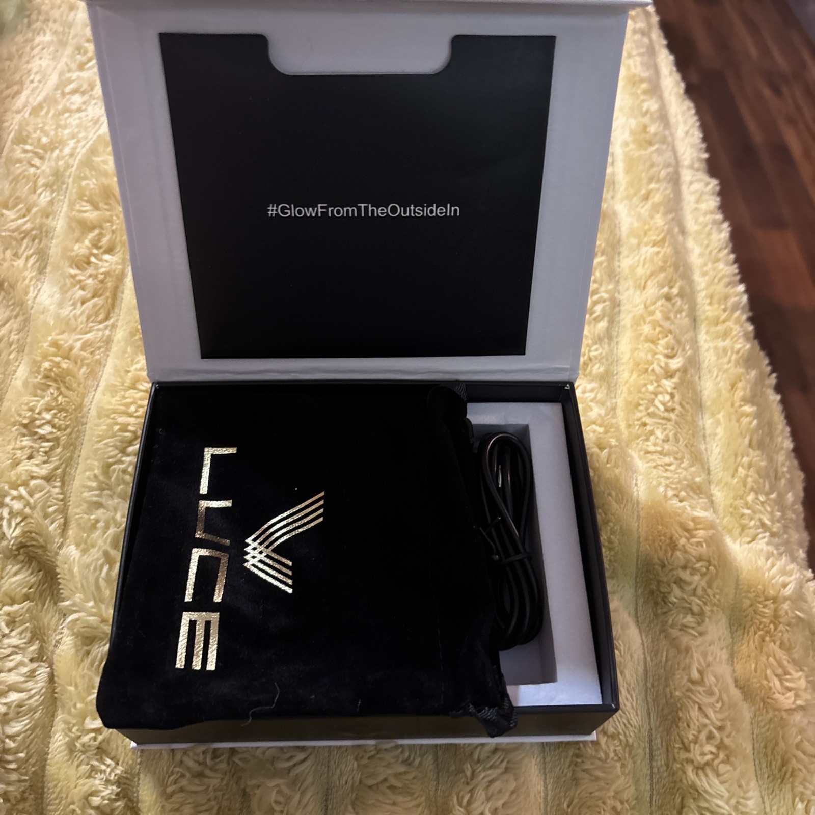 LUCE Facial Cleanser & Anti-Aging Device – New -unused but not sealed