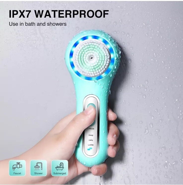 Facial Cleaning Brush