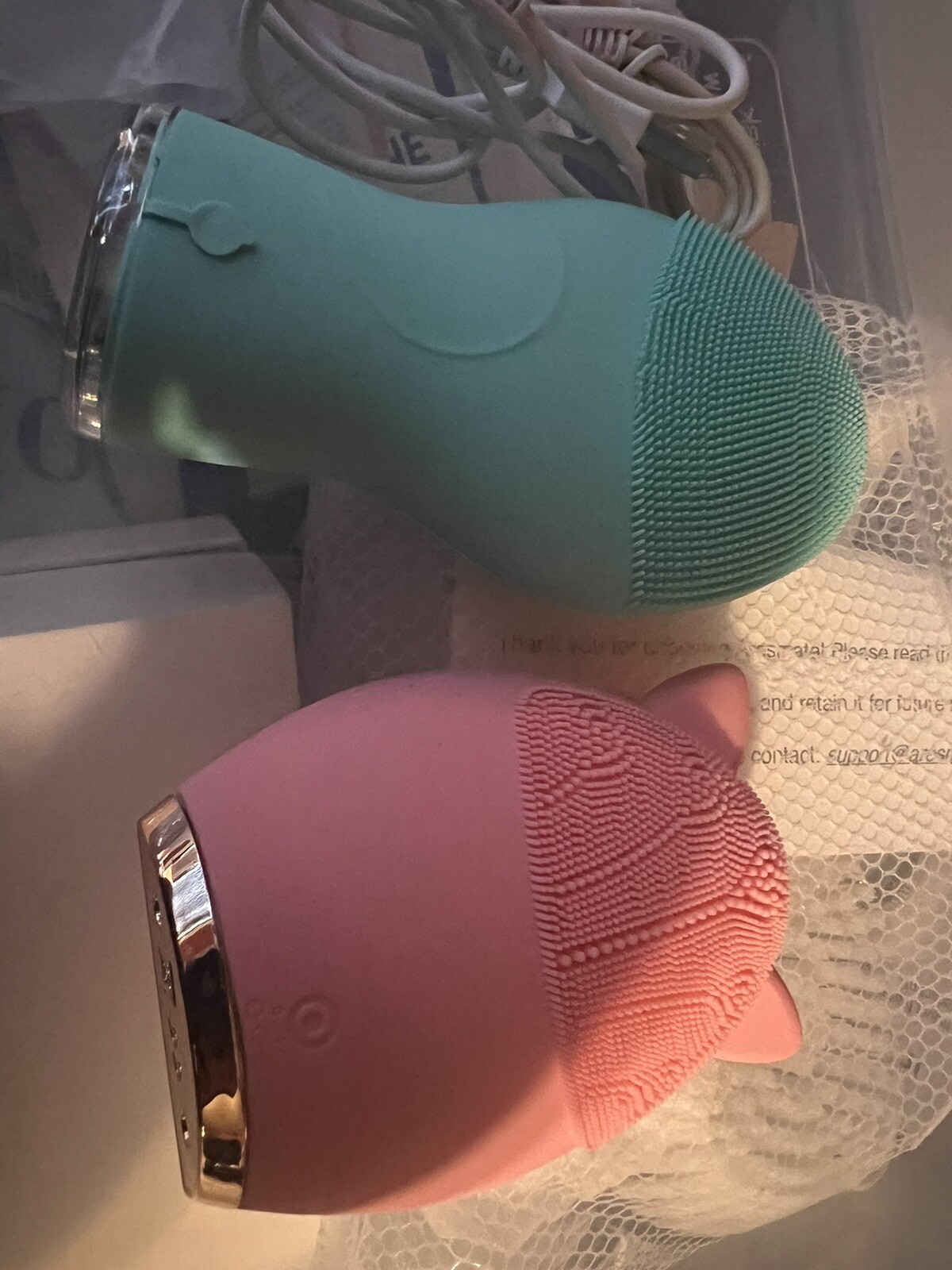 Facial electric brushes for skincare