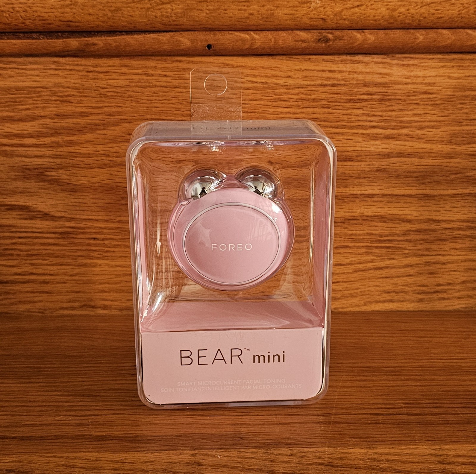 FOREO Bear Smart Mini Microcurrent Facial Toning Device Sculpt Tone Contour NEW