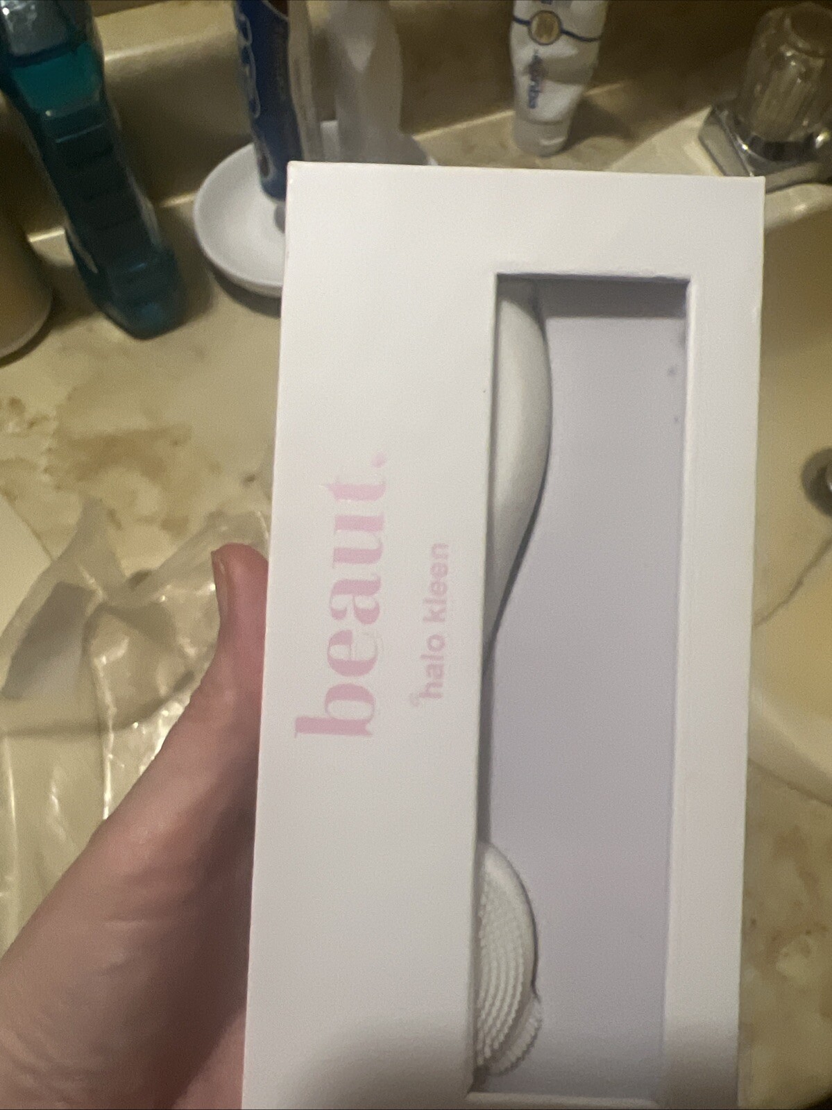 New Halo Kleen By Beaut Rose Quartz Cleaning Tool
